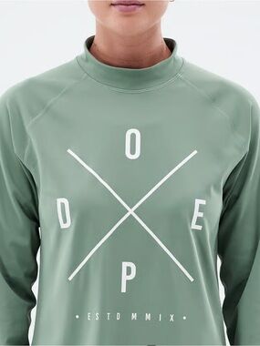 Dope Snow base layer Size small